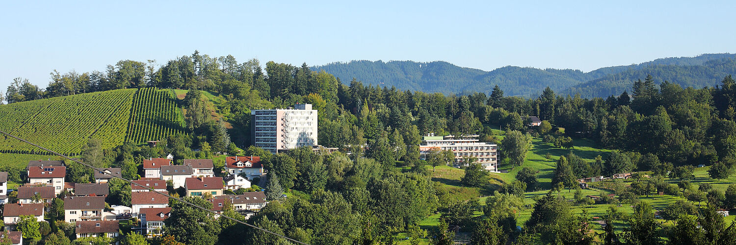 Außenansicht der emeis Klinik Kinzigtal (Celenus) in Gengenbach