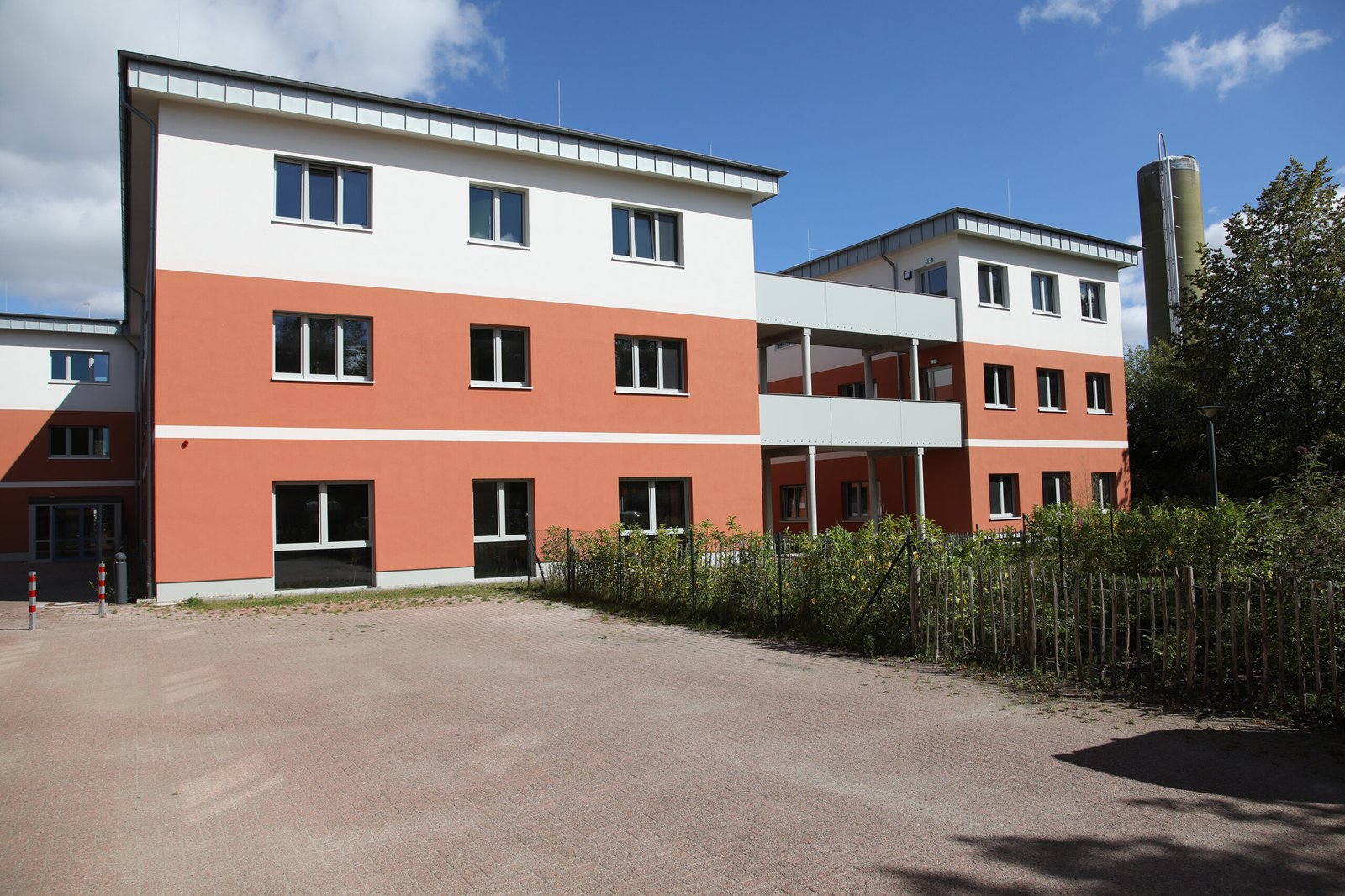Außenansicht der Fachklinik Greifswald in Greifswald