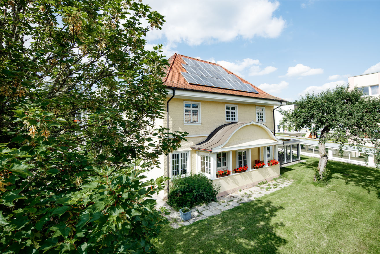 Außenansicht der Luisenklinik Bad Dürrheim in Bad Dürrheim