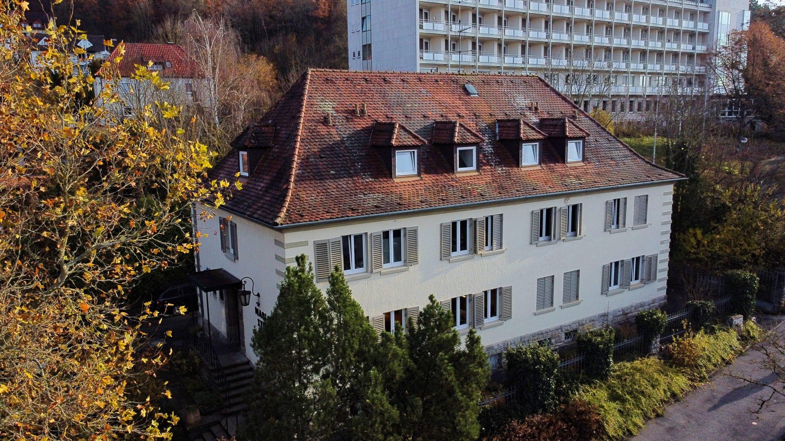 Außenansicht der Haus Saaletal Adaptionseinrichtung Maria Stern in Bad Neustadt an der Saale