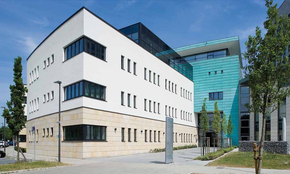 Außenansicht der medicos.AufSchalke – Zentrum für Ambulante Rehabilitation in Gelsenkirchen