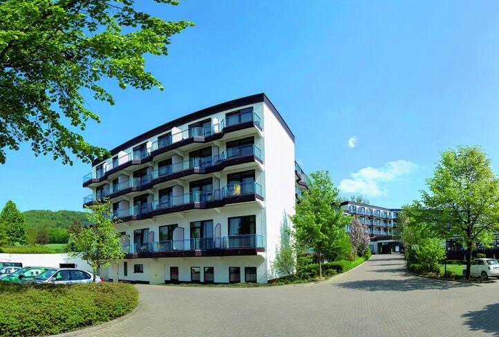 Außenansicht der m&i-Fachklinik Bad Pyrmont in Bad Pyrmont