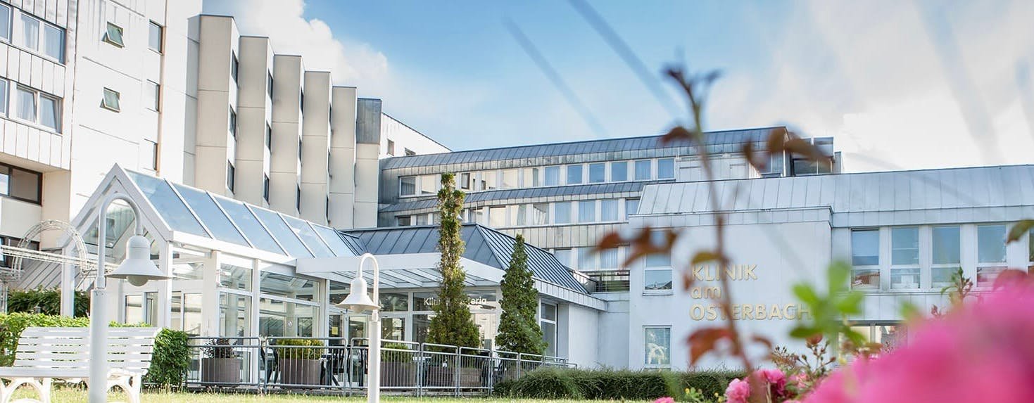 Außenansicht der Klinik am Osterbach in Bad Oeynhausen