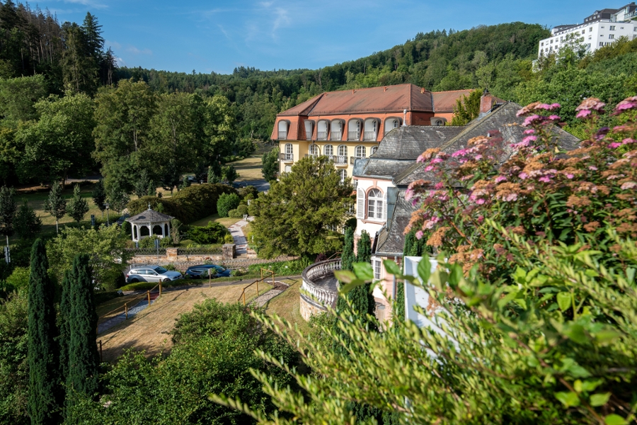 Außenansicht der Klinik am Park Bad Schwalbach in Bad Schwalbach