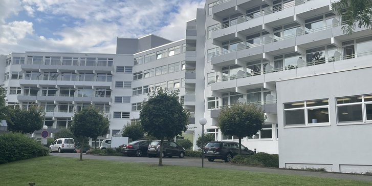 Außenansicht der VITREA Roswithaklinik Bad Gandersheim in Bad Gandersheim