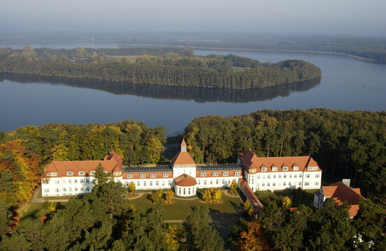 Außenansicht der salus klinik Lindow in Lindow