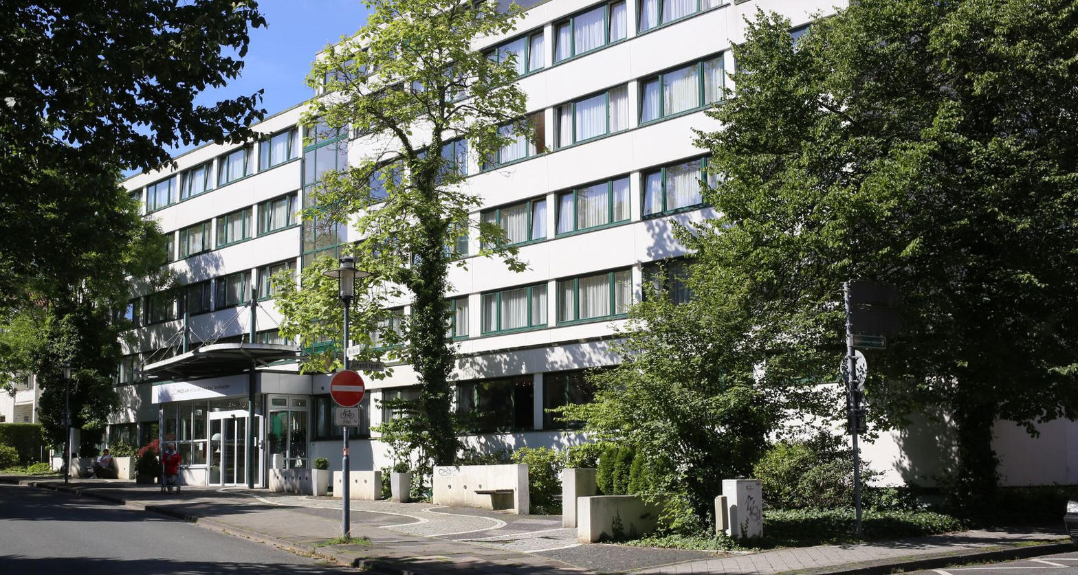 Außenansicht der MEDIAN Klinik am Park Bad Oeynhausen in Bad Oeynhausen